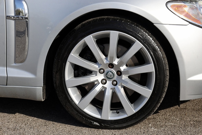 Jaguar XF Premium Luxury Last Owner since 2015 + Full Service History Image 43