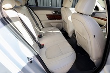 Jaguar XF Premium Luxury Last Owner since 2015 + Full Service History - Thumb 8