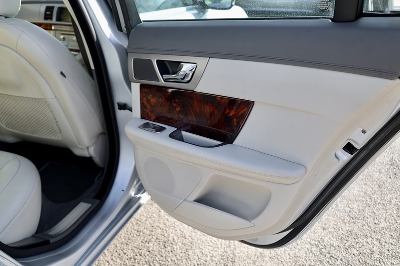 Jaguar XF Premium Luxury Last Owner since 2015 + Full Service History Image 30