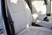 Jaguar XF Premium Luxury Last Owner since 2015 + Full Service History - Thumb 28