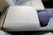 Jaguar XF Premium Luxury Last Owner since 2015 + Full Service History - Thumb 38