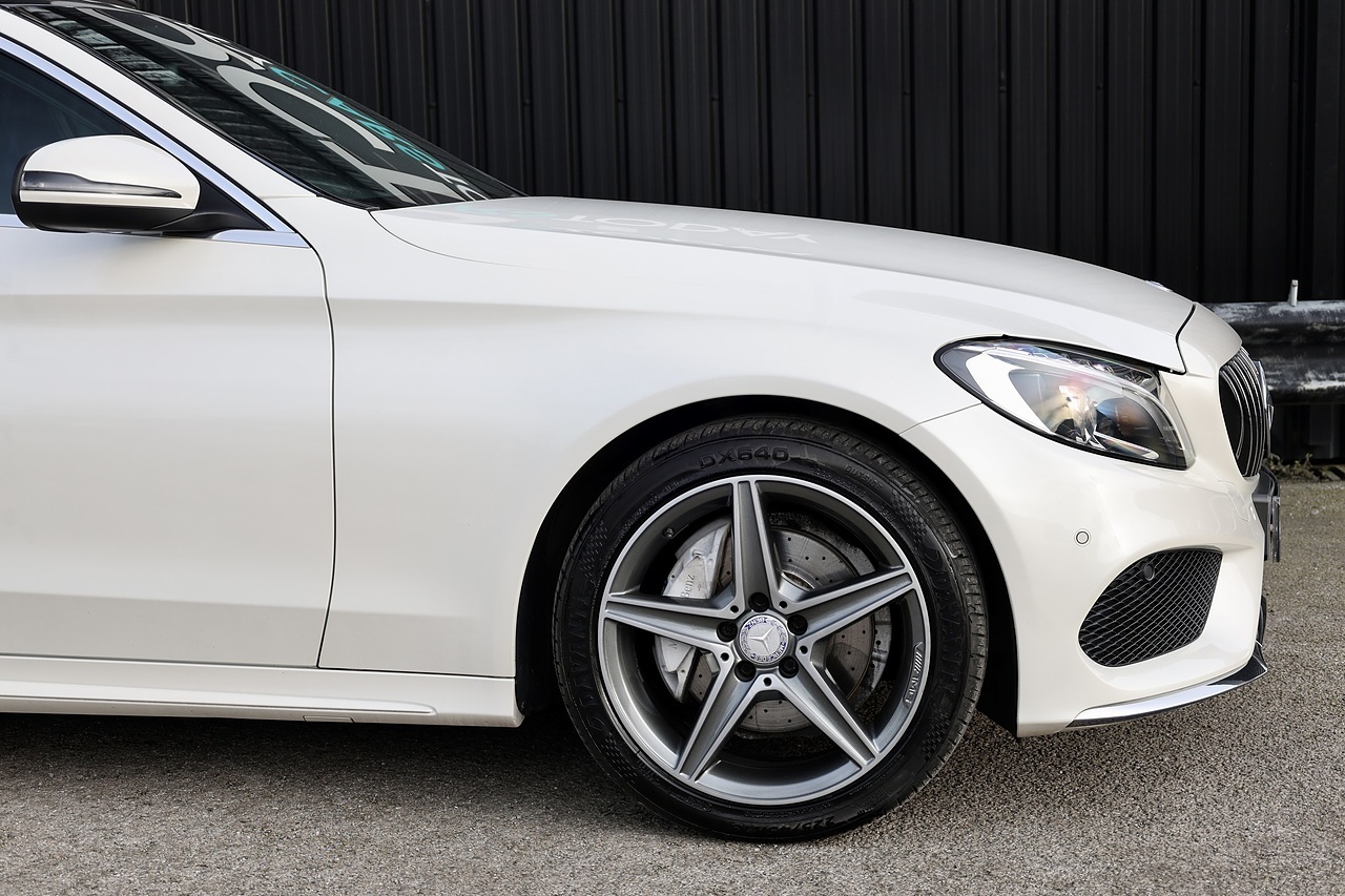Mercedes-Benz C220d AMG Line Prem+ 2 Former Keepers + Full Service History + High Spec - Large 18