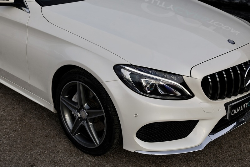 Mercedes-Benz C220d AMG Line Prem+ 2 Former Keepers + Full Service History + High Spec Image 19