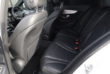 Mercedes-Benz C220d AMG Line Prem+ 2 Former Keepers + Full Service History + High Spec - Thumb 9