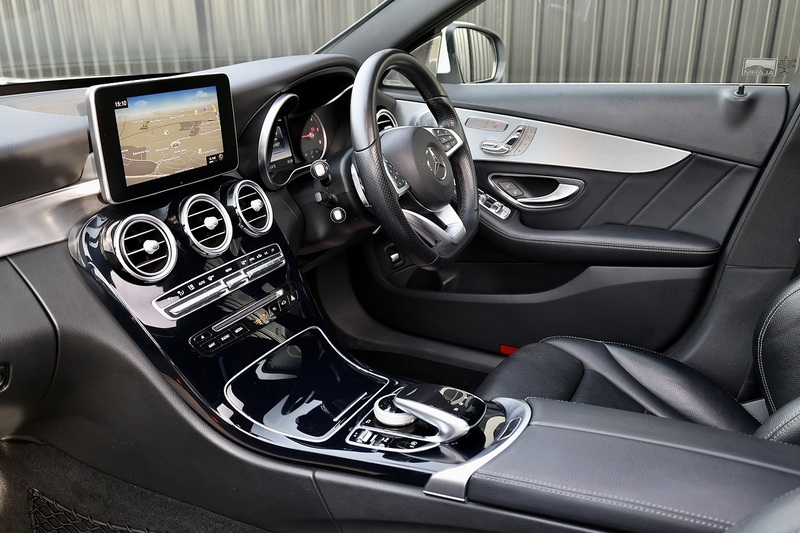 Mercedes-Benz C220d AMG Line Prem+ 2 Former Keepers + Full Service History + High Spec Image 8