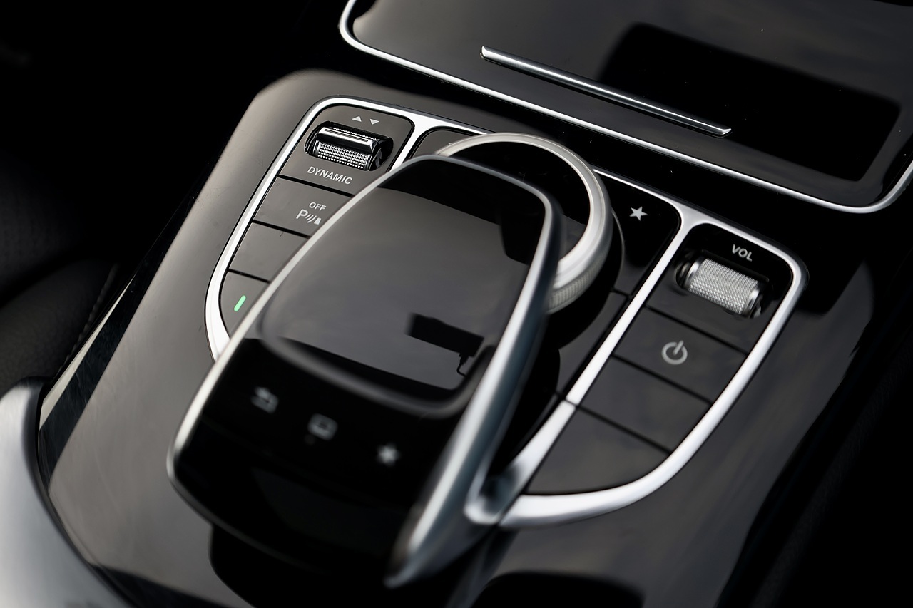 Mercedes-Benz C220d AMG Line Prem+ 2 Former Keepers + Full Service History + High Spec - Large 45