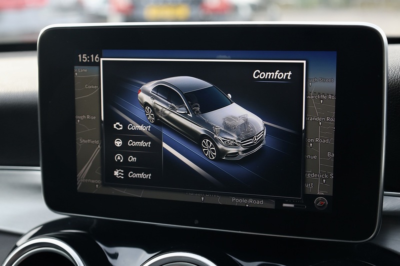 Mercedes-Benz C220d AMG Line Prem+ 2 Former Keepers + Full Service History + High Spec Image 47