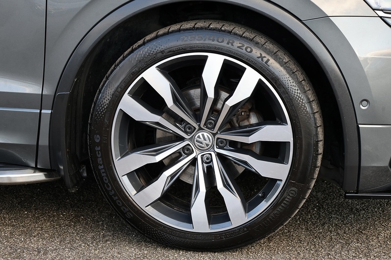Volkswagen Tiguan R-Line 2 Former Keepers + Full Service History + Pano Roof + Full Leather Image 36