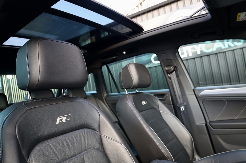 Volkswagen Tiguan R-Line 2 Former Keepers + Full Service History + Pano Roof + Full Leather Image 9