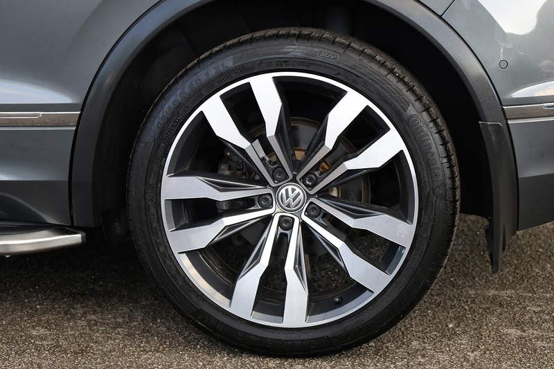 Volkswagen Tiguan R-Line 2 Former Keepers + Full Service History + Pano Roof + Full Leather Image 34