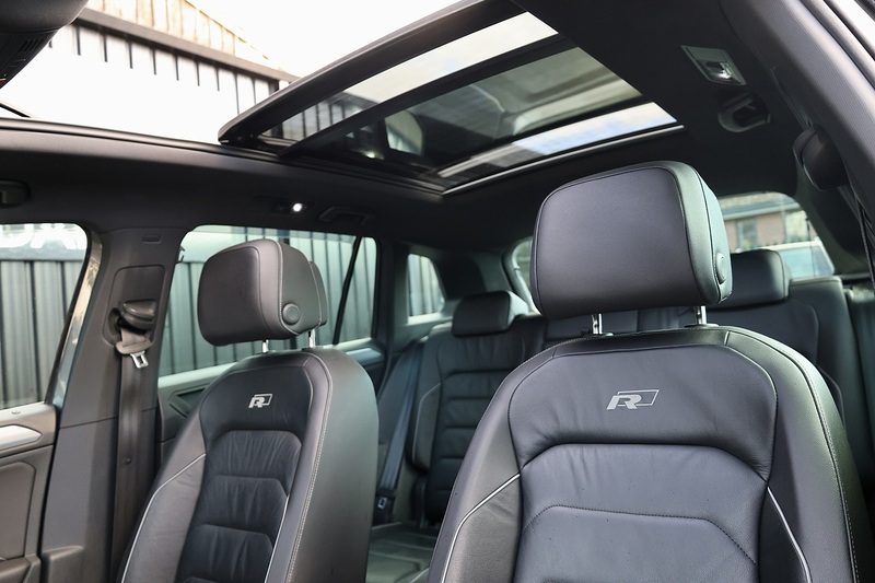 Volkswagen Tiguan R-Line 2 Former Keepers + Full Service History + Pano Roof + Full Leather Image 39