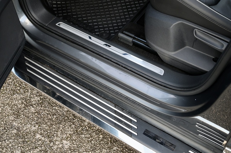 Volkswagen Tiguan R-Line 2 Former Keepers + Full Service History + Pano Roof + Full Leather Image 40