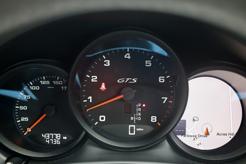 Porsche Macan GTS Macan GTS 3.0 5dr SUV Automatic Petrol Image 38