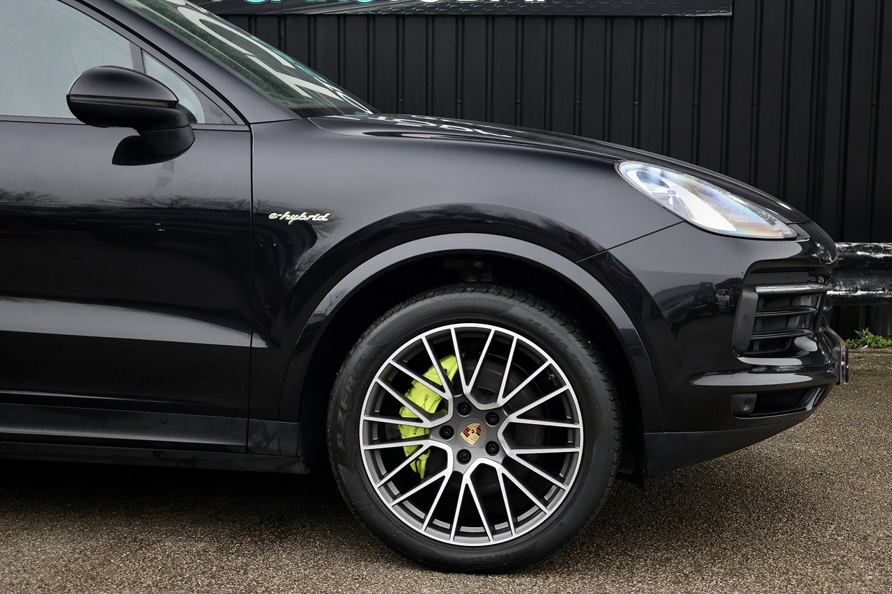 Porsche Cayenne Coupe eHybrid 2 Former Keepers + £12k Cost Options + Air Suspension - Large 12