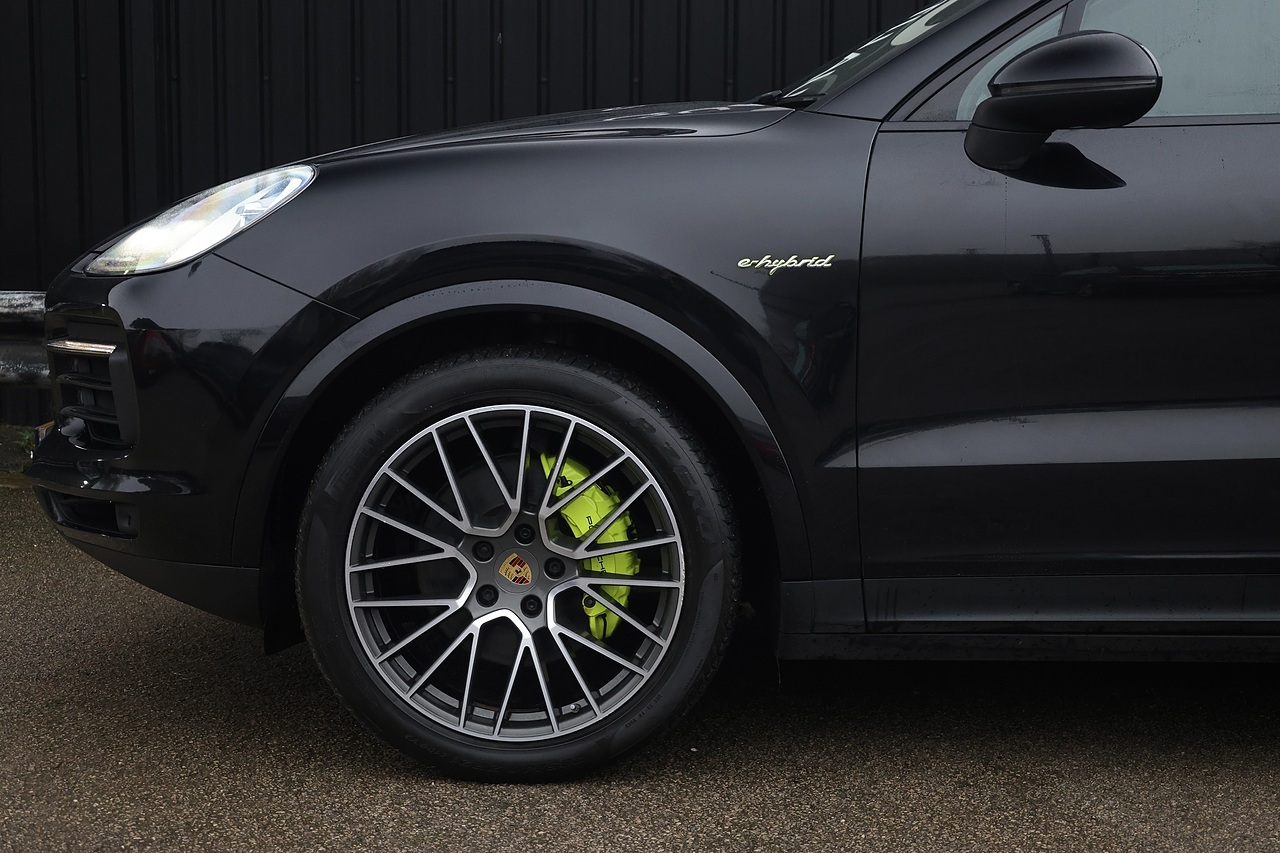 Porsche Cayenne Coupe eHybrid 2 Former Keepers + £12k Cost Options + Air Suspension - Large 15