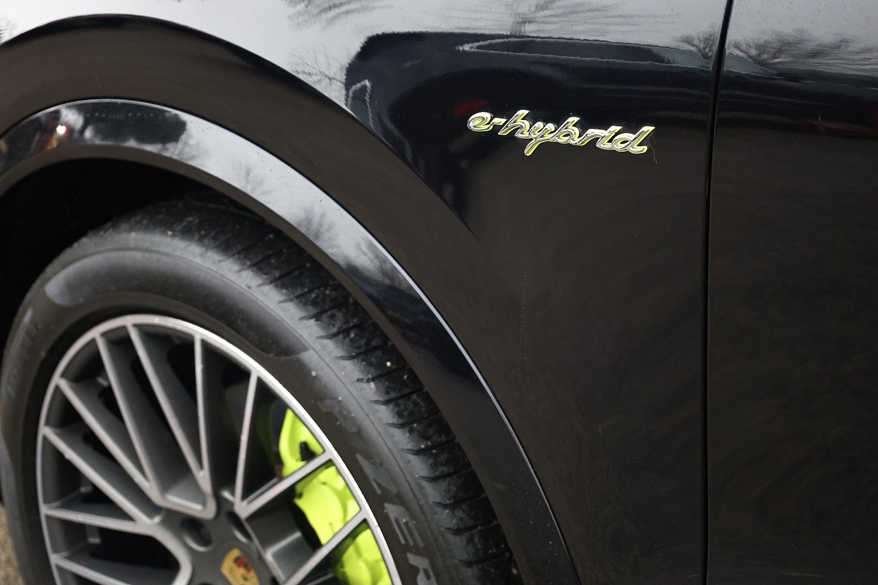 Porsche Cayenne Coupe eHybrid 2 Former Keepers + £12k Cost Options + Air Suspension - Large 22