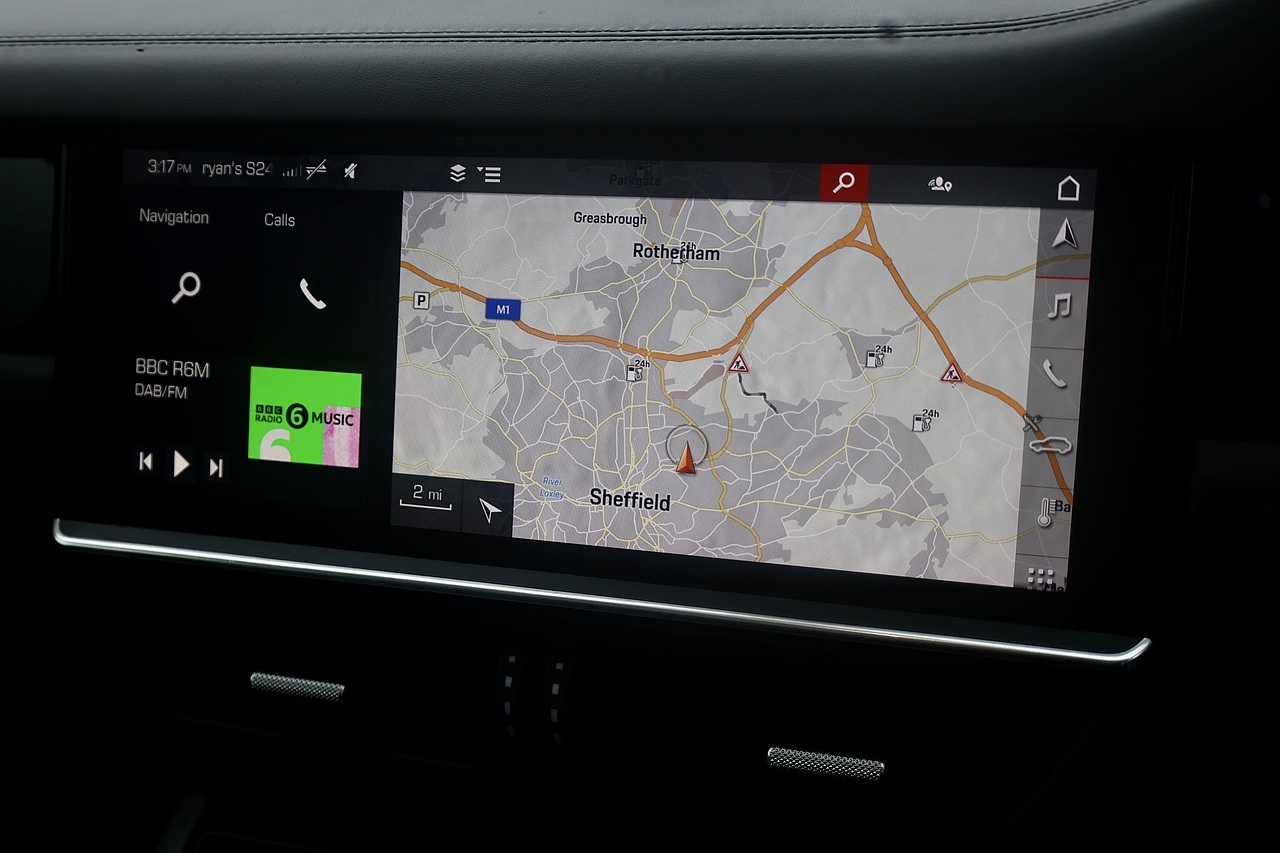 Porsche Cayenne Coupe eHybrid 2 Former Keepers + £12k Cost Options + Air Suspension - Large 30