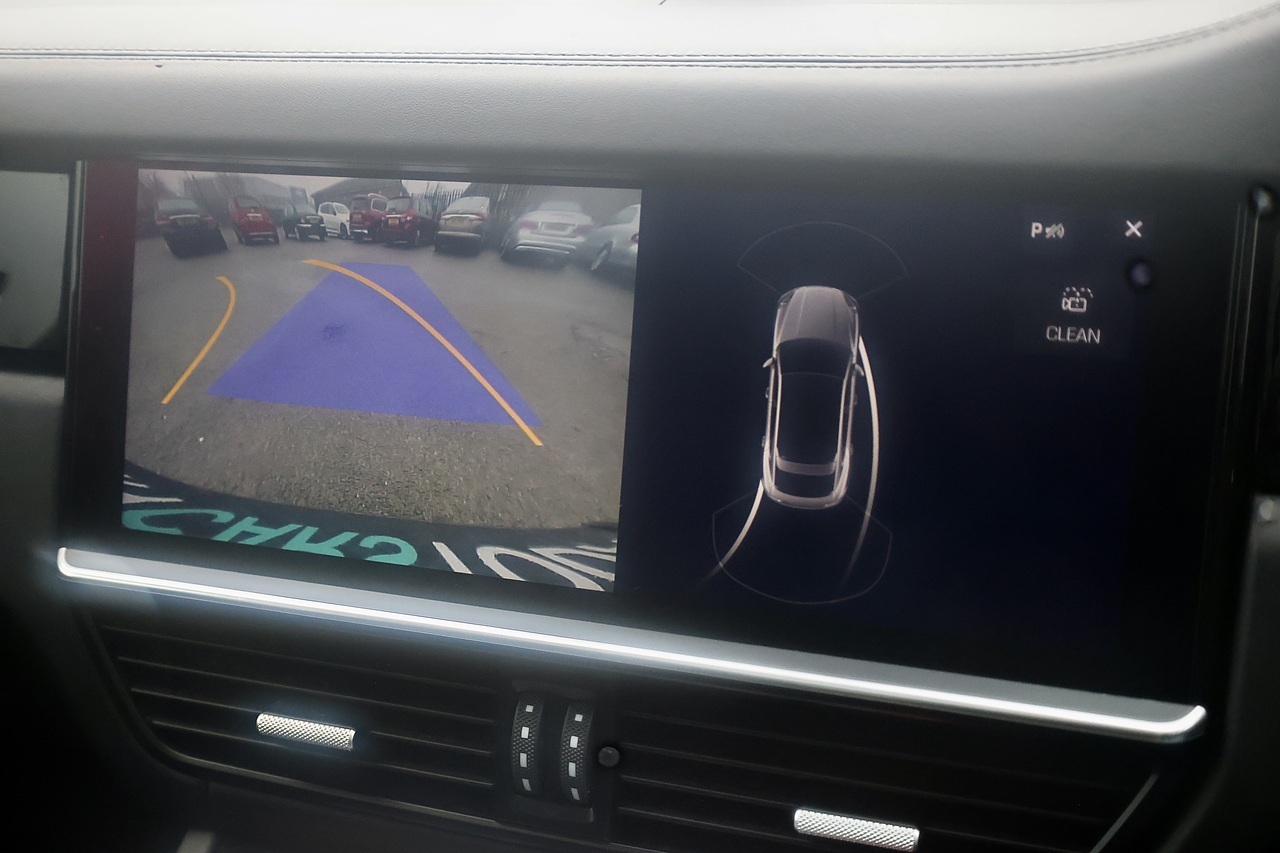 Porsche Cayenne Coupe eHybrid 2 Former Keepers + £12k Cost Options + Air Suspension - Large 32