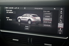 Porsche Cayenne Coupe eHybrid 2 Former Keepers + £12k Cost Options + Air Suspension - Thumb 35