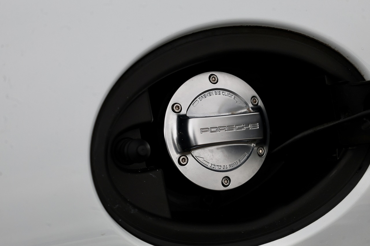 Porsche 911 Turbo S Porsche Warranty to 2027 + AeroKit + Huge Spec - Large 20