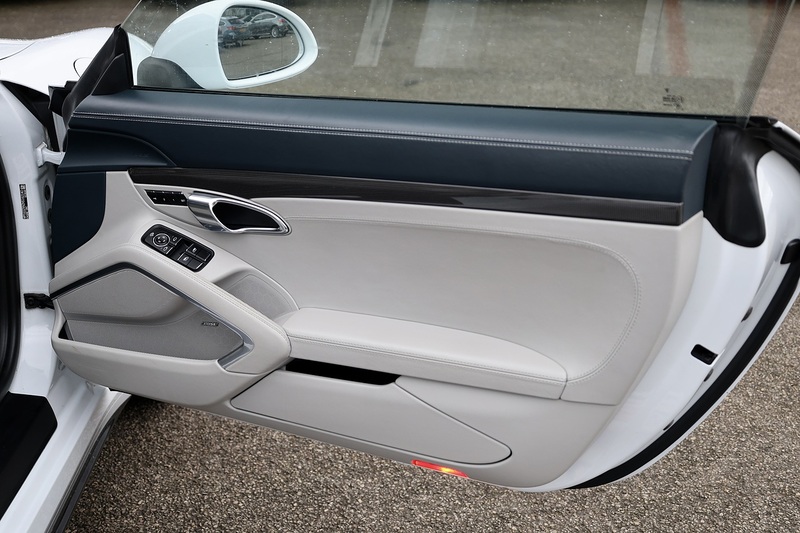 Porsche 911 Turbo S Porsche Warranty to 2027 + AeroKit + Huge Spec Image 21