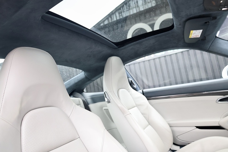 Porsche 911 Turbo S Porsche Warranty to 2027 + AeroKit + Huge Spec Image 23