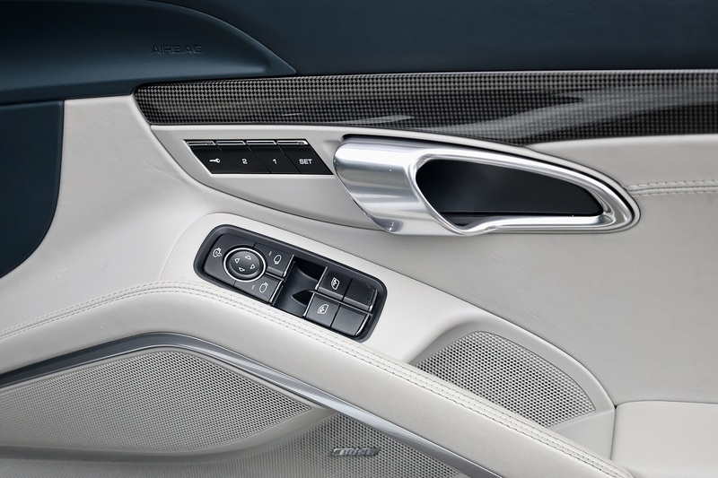 Porsche 911 Turbo S Porsche Warranty to 2027 + AeroKit + Huge Spec Image 24