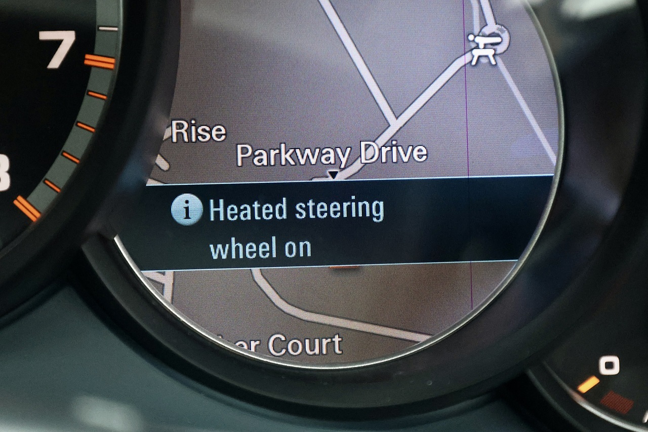 Porsche 911 Turbo S Porsche Warranty to 2027 + AeroKit + Huge Spec - Large 49