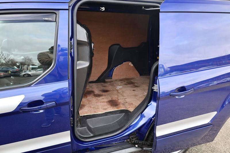 Ford Transit Connect 200 Limited No VAT + Recent Timing Belt / Clutch Kit Nov 2025 Image 17