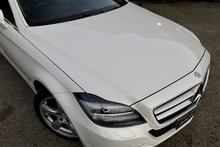 Mercedes-Benz CLS 350 CDI 2 Former Keepers + Glass Sunroof + Heated / Memory Seats - Thumb 5
