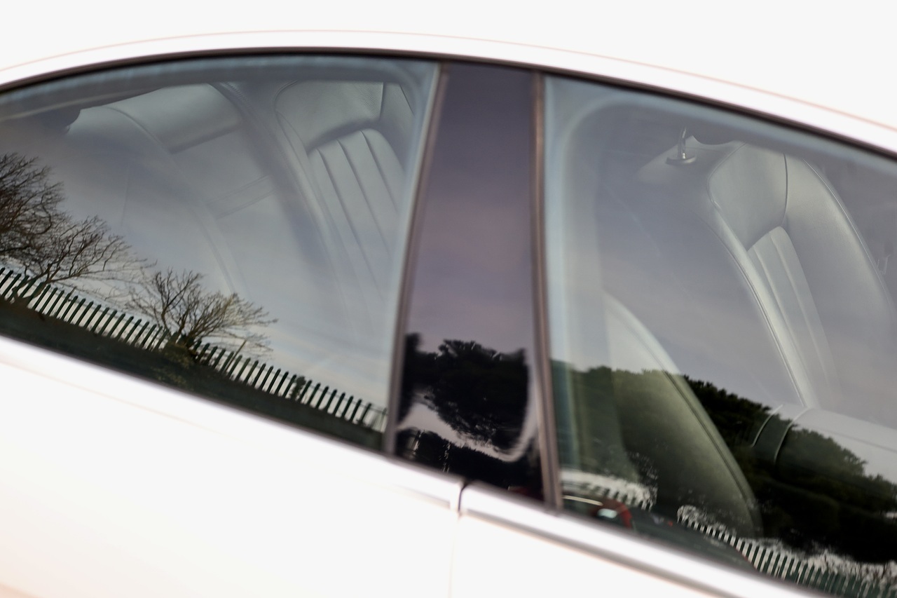 Mercedes-Benz CLS 350 CDI 2 Former Keepers + Glass Sunroof + Heated / Memory Seats - Large 12