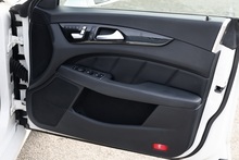 Mercedes-Benz CLS 350 CDI 2 Former Keepers + Glass Sunroof + Heated / Memory Seats - Thumb 18