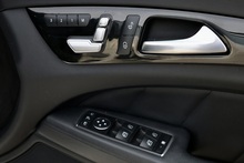 Mercedes-Benz CLS 350 CDI 2 Former Keepers + Glass Sunroof + Heated / Memory Seats - Thumb 19