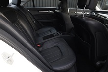 Mercedes-Benz CLS 350 CDI 2 Former Keepers + Glass Sunroof + Heated / Memory Seats - Thumb 23