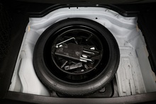 Mercedes-Benz CLS 350 CDI 2 Former Keepers + Glass Sunroof + Heated / Memory Seats - Thumb 25