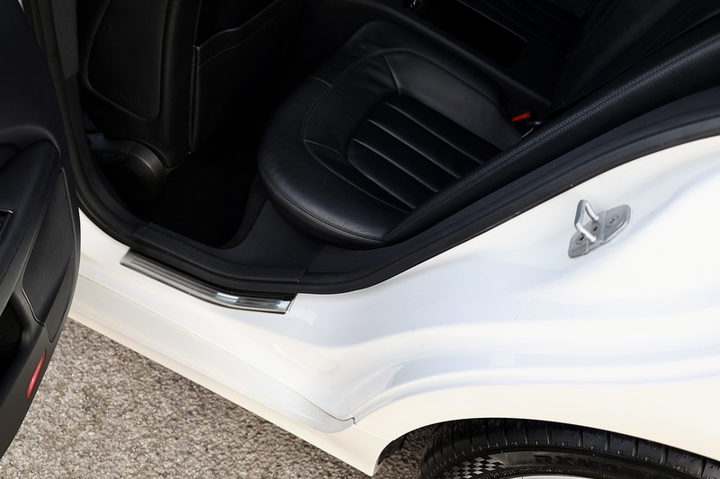 Mercedes-Benz CLS 350 CDI 2 Former Keepers + Glass Sunroof + Heated / Memory Seats Image 34