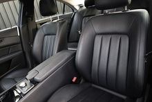 Mercedes-Benz CLS 350 CDI 2 Former Keepers + Glass Sunroof + Heated / Memory Seats - Thumb 38