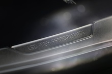 Mercedes-Benz GLA 200d Sport Prem+ 2 Former Keepers + FSH + Panoramic Roof + Heated / Memory Seats - Thumb 7