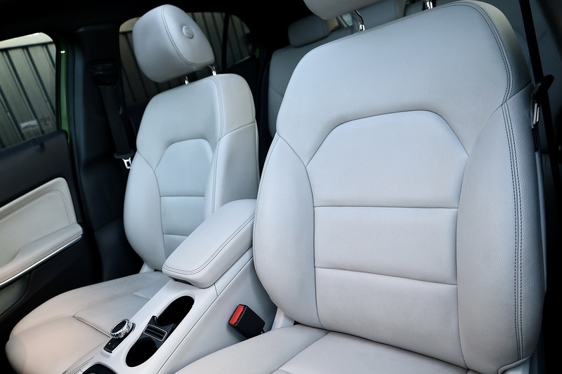 Mercedes-Benz GLA 200d Sport Prem+ 2 Former Keepers + FSH + Panoramic Roof + Heated / Memory Seats Image 28