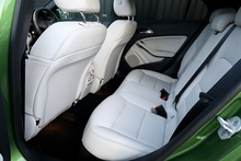 Mercedes-Benz GLA 200d Sport Prem+ 2 Former Keepers + FSH + Panoramic Roof + Heated / Memory Seats - Thumb 32