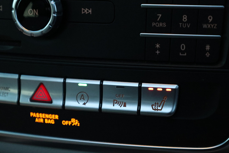 Mercedes-Benz GLA 200d Sport Prem+ 2 Former Keepers + FSH + Panoramic Roof + Heated / Memory Seats Image 36