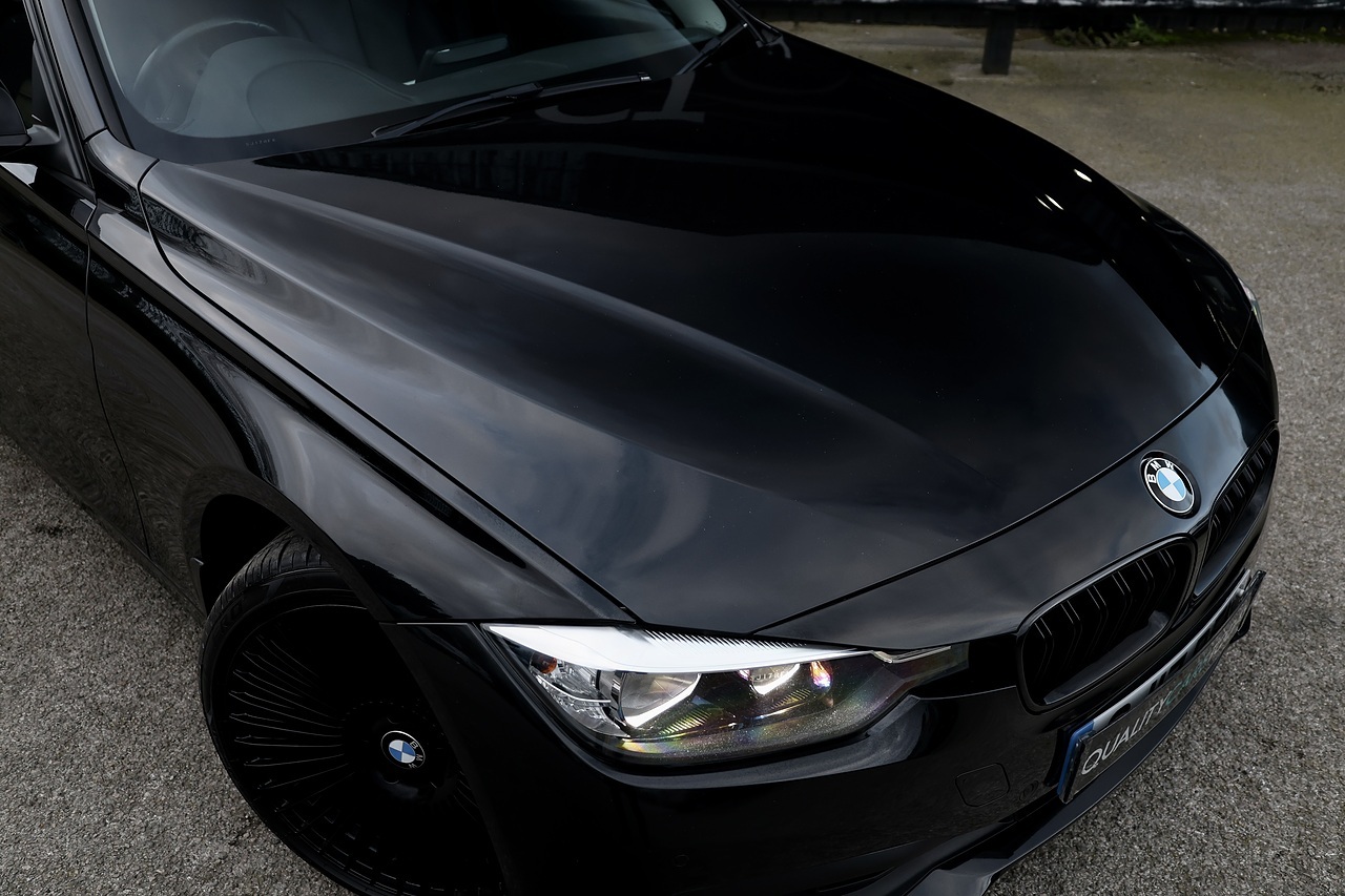 BMW 320d Edition Plus Touring Significant Recent Expenditure + Exceptional Condition - Large 7