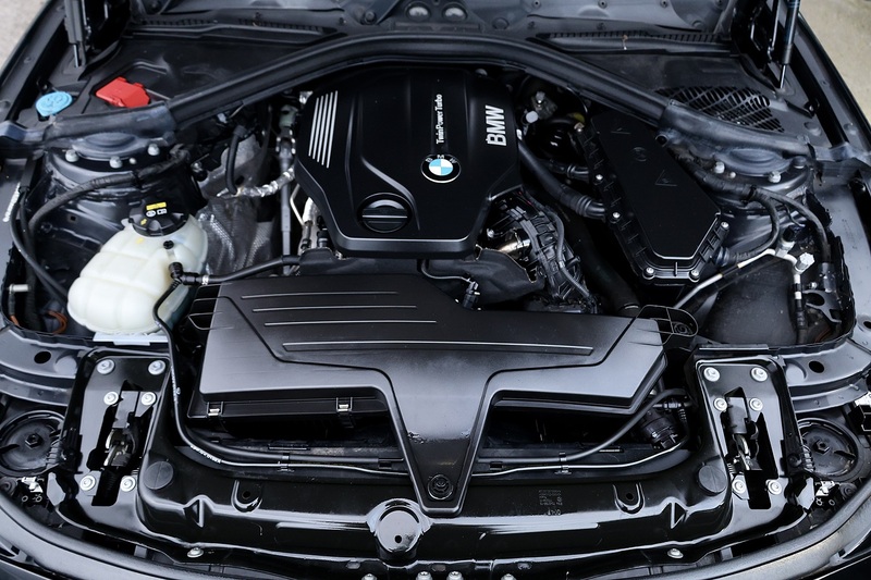 BMW 320d Edition Plus Touring Significant Recent Expenditure + Exceptional Condition Image 20