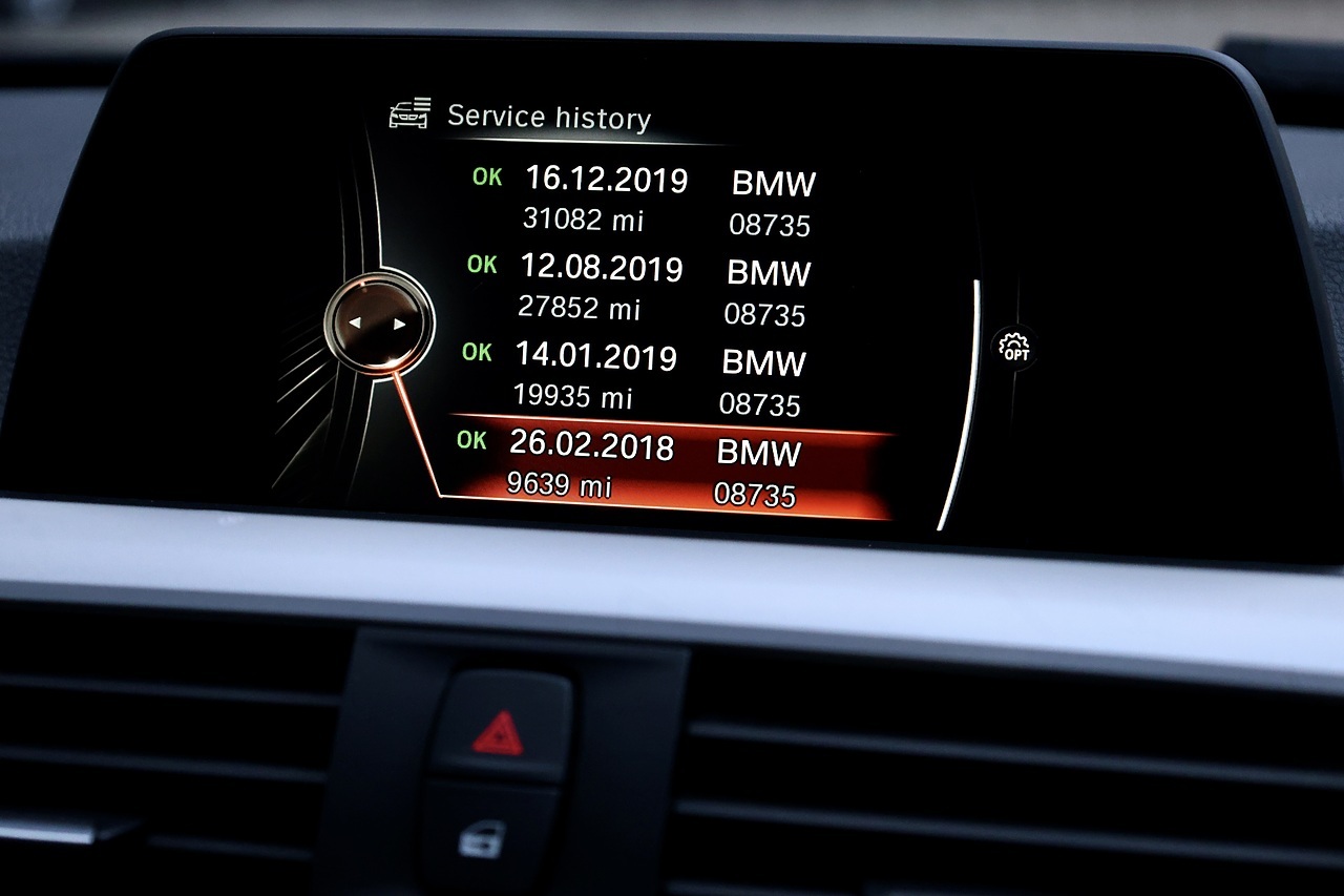 BMW 320d Edition Plus Touring Significant Recent Expenditure + Exceptional Condition - Large 38