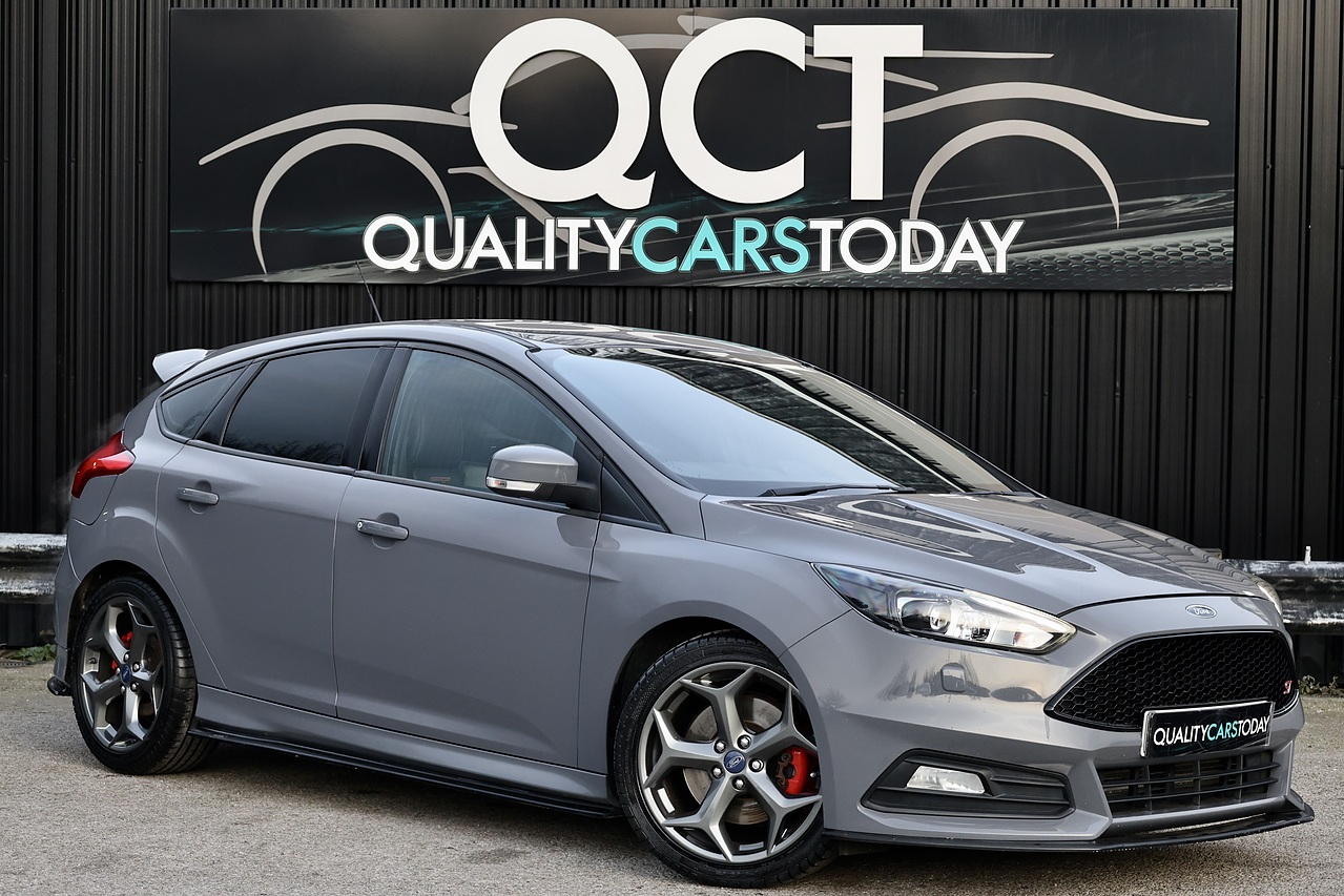 Ford Focus ST-3 Mountune + Heated Leather Recaro + Just Serviced by Ford - Large 0