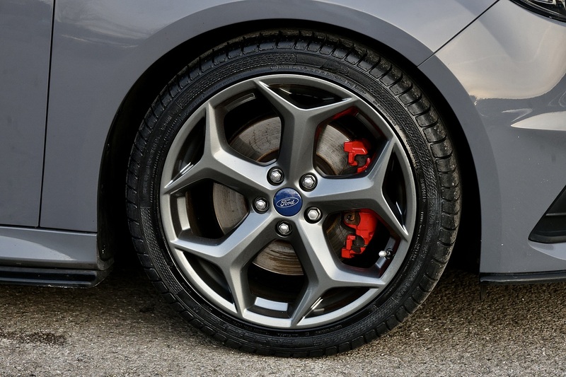 Ford Focus ST-3 Mountune + Heated Leather Recaro + Just Serviced by Ford Image 27