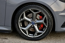 Ford Focus ST-3 Mountune + Heated Leather Recaro + Just Serviced by Ford - Thumb 27