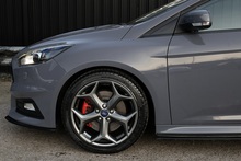 Ford Focus ST-3 Mountune + Heated Leather Recaro + Just Serviced by Ford - Thumb 22