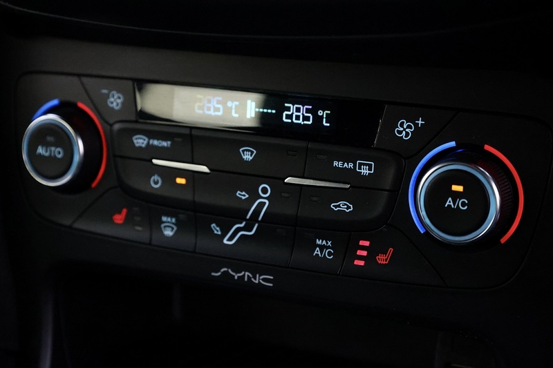 Ford Focus ST-3 Mountune + Heated Leather Recaro + Just Serviced by Ford Image 37