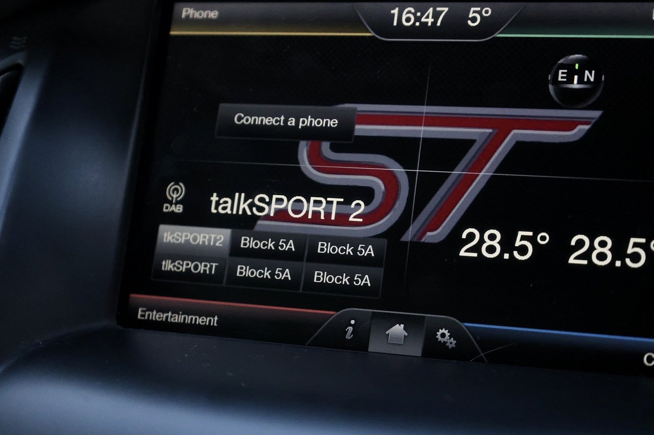 Ford Focus ST-3 Mountune + Heated Leather Recaro + Just Serviced by Ford - Large 40